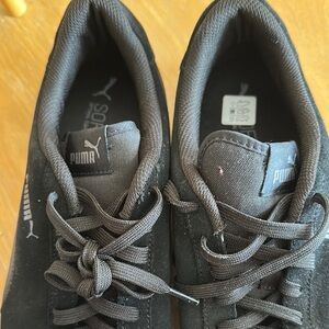 Puma Men's Black Sneakers